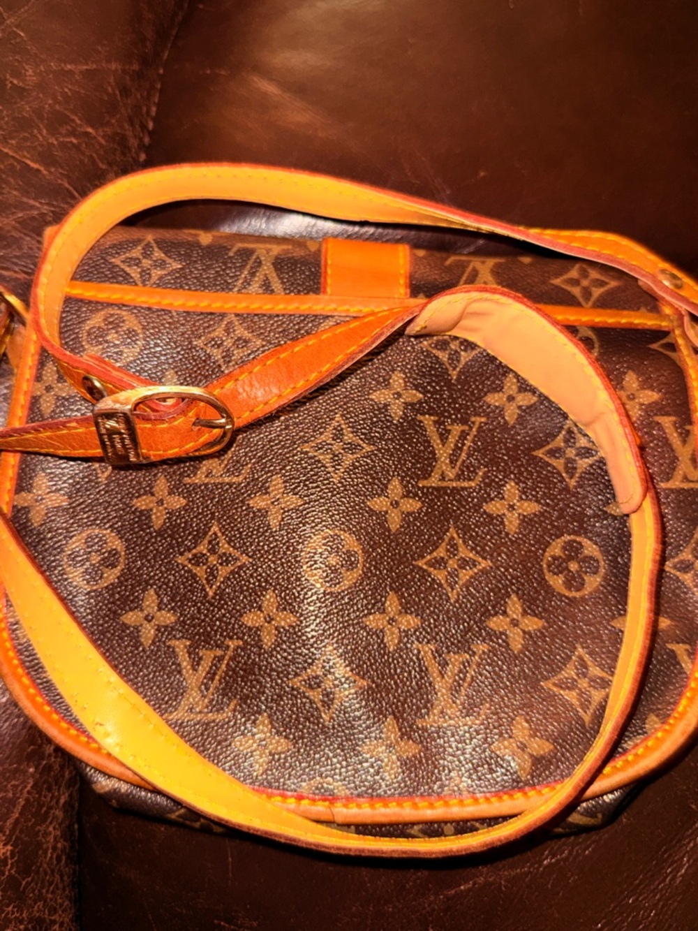 Louis Vuitton Brown Monogram Crossbody with Tan Leather Trim - Picture 5 of 6